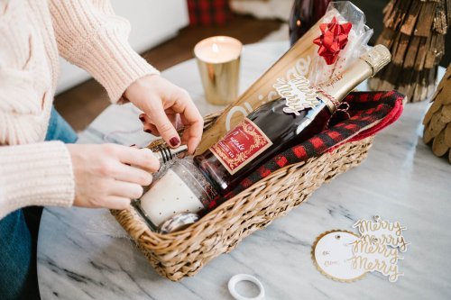   The 10 Best Gifts Baskets For The Woman In Your Life